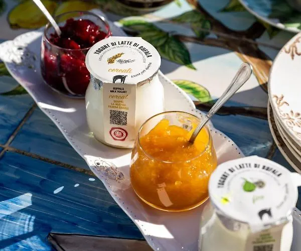 Villa Yourhome - Aldo Marino *