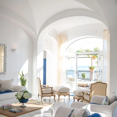 Villa Yourhome - Aldo Marino *