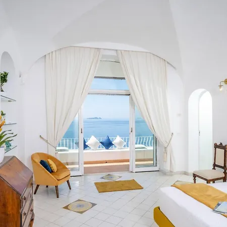 Villa Yourhome - Aldo Marino *