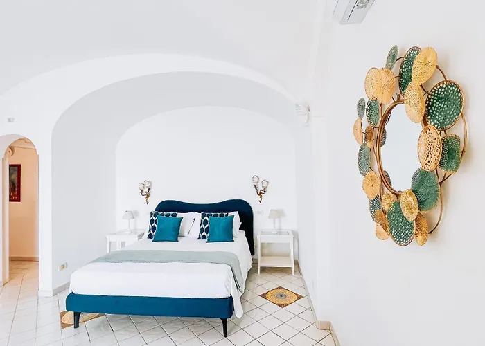 Vila Yourhome - Aldo Marino